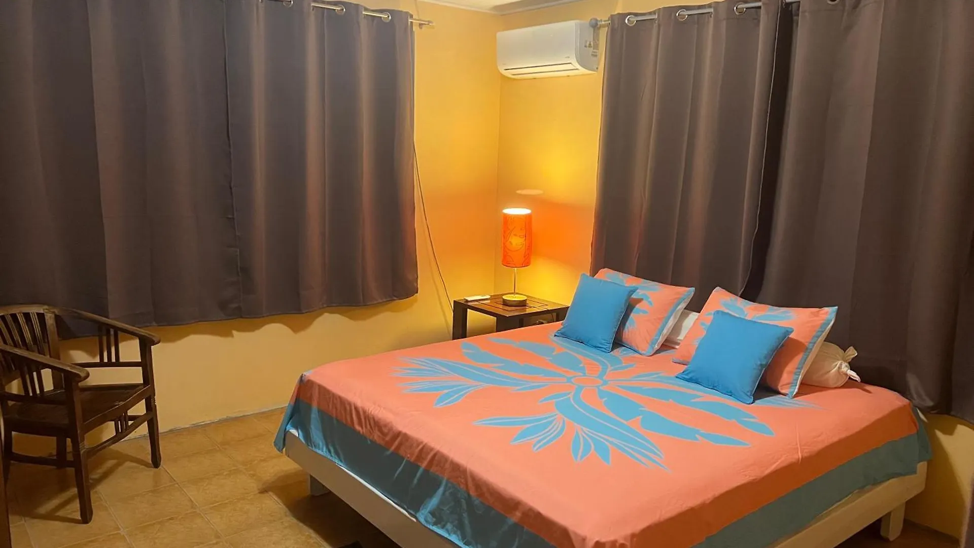 La Maison Pres Du Phare Mahina Holiday home
